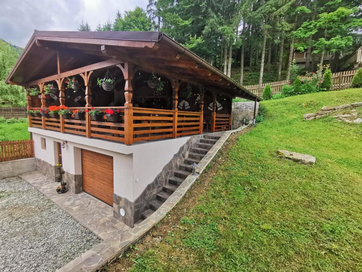 Cabana Cascada Cailor Hotell Borşa Exteriör bild