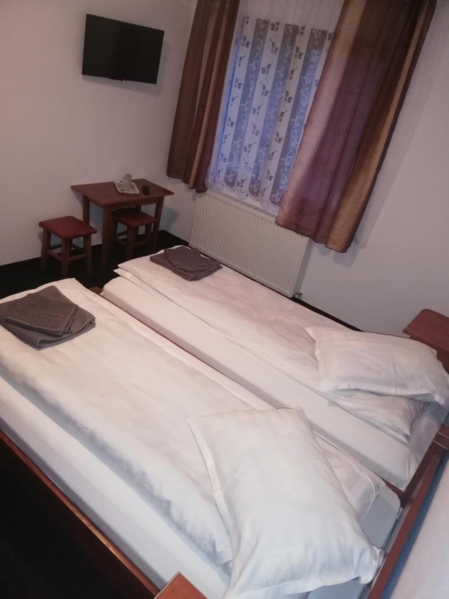 Cabana Cascada Cailor Hotell Borşa Rum bild
